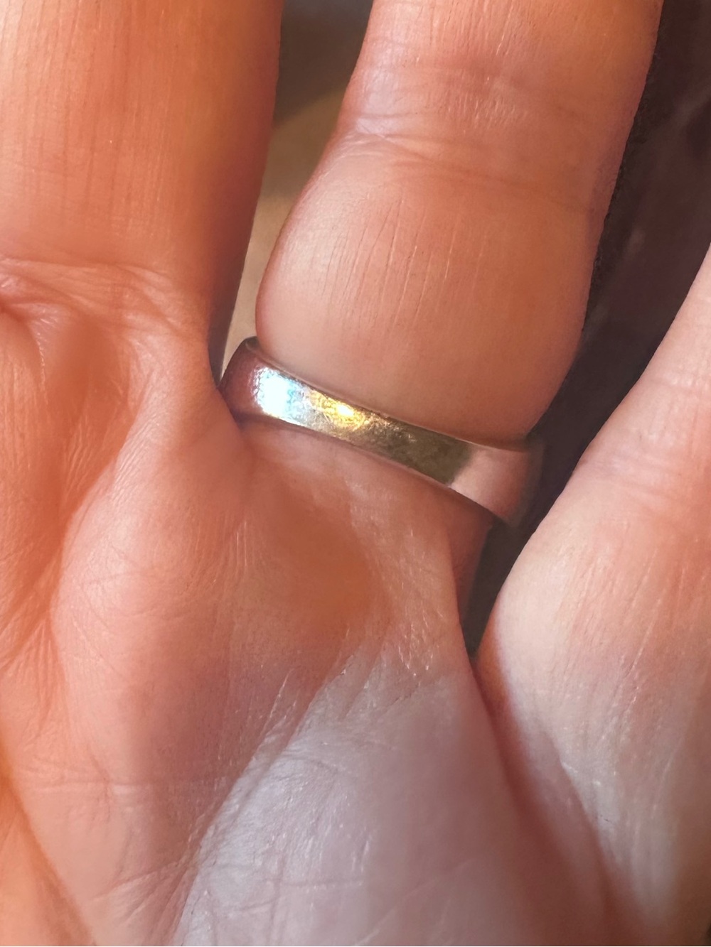 Amazing♥️ 10k gold diamond wedding ring - Picture 3 of 11
